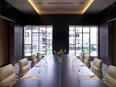 پولمن پوتراجایا لیک ساید