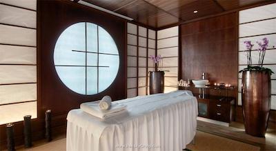 هیلتون ورشو هتل