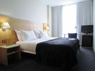 سیلکن اس تی گروسی