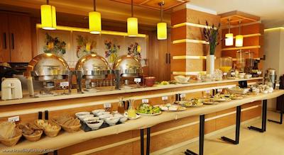 دبیلو اچ هتل