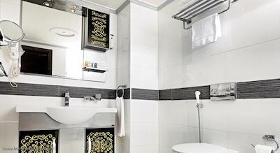 دبیلو اچ هتل