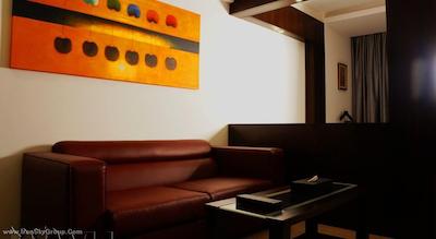 دبیلو اچ هتل