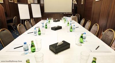 دبیلو اچ هتل