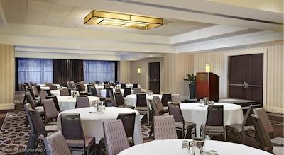 له سنتر شرایتون