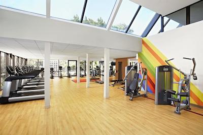 له سنتر شرایتون