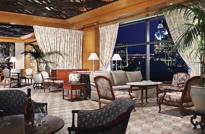 له سنتر شرایتون