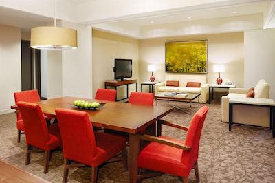 له سنتر شرایتون