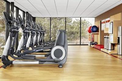 له سنتر شرایتون