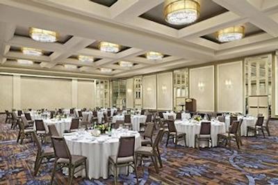 له سنتر شرایتون