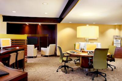 له سنتر شرایتون