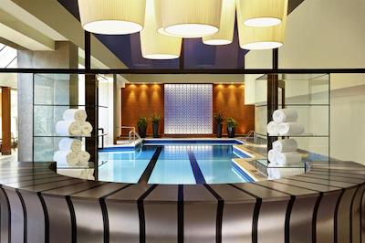 له سنتر شرایتون