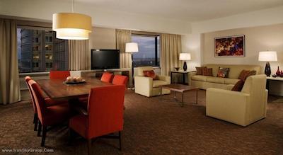 له سنتر شرایتون