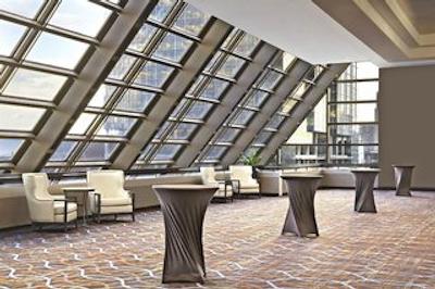 له سنتر شرایتون