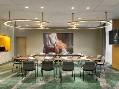 پولمن ورسای چتیو