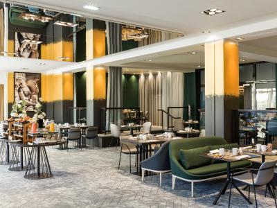 پولمن ورسای چتیو