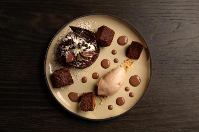 پولمن ورسای چتیو