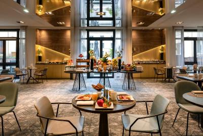 پولمن ورسای چتیو