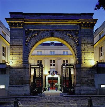 پولمن ورسای چتیو