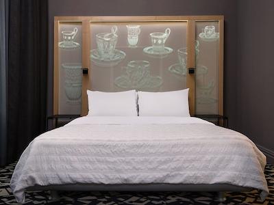 له مریدین وین