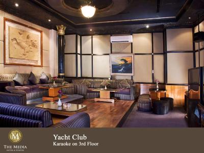 د مدیا هتل اند تاورز