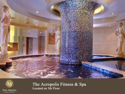 د مدیا هتل اند تاورز