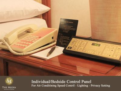 د مدیا هتل اند تاورز