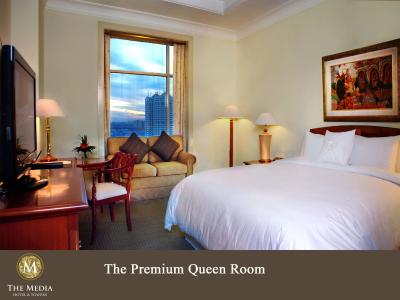 د مدیا هتل اند تاورز