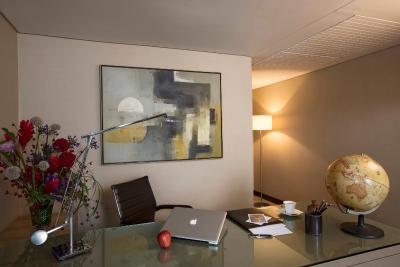 تاج لندز اند