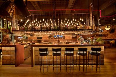 تاج لندز اند