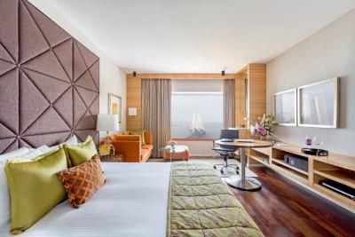 تاج لندز اند