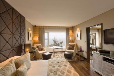 تاج لندز اند