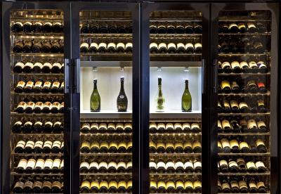 تاج لندز اند