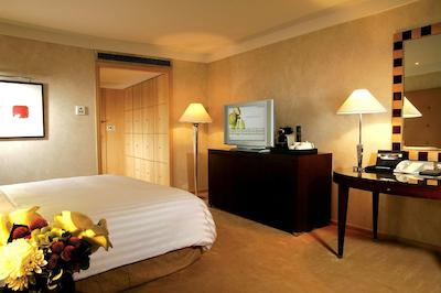 د وستین چسون سئول