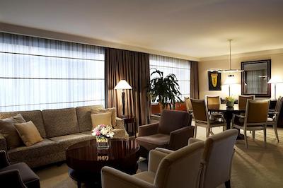 د وستین چسون سئول