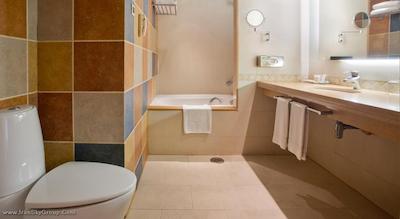 هتل سرهس ریولی رامبلا