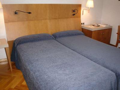 هتل سرهس ریولی رامبلا