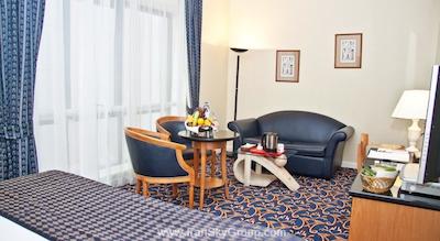 رگال پلازا هتل اند رزیدنس