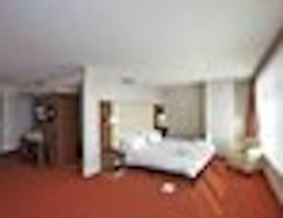 دومینا میلانو فیرا