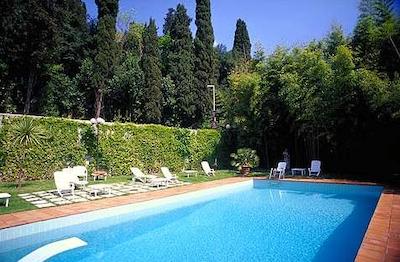 بست وسترن ویلا گابریل دنونزیو