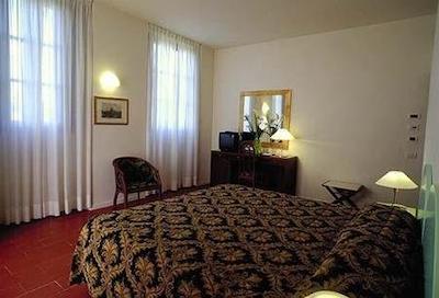 بست وسترن ویلا گابریل دنونزیو