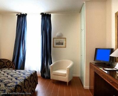 بست وسترن ویلا گابریل دنونزیو