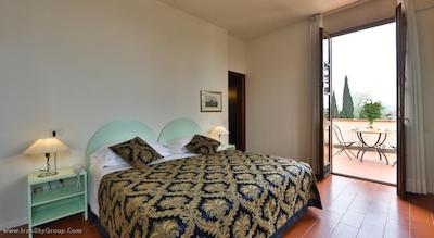 بست وسترن ویلا گابریل دنونزیو