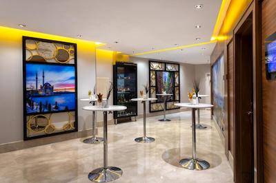 مرکور استانبول بومنتی