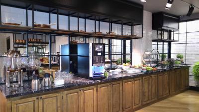 گرند آراس هتل اند سوئیتس