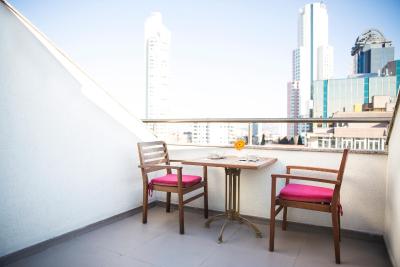 گرند آراس هتل اند سوئیتس