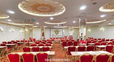 وایت مونارچ