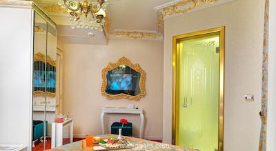 وایت مونارچ