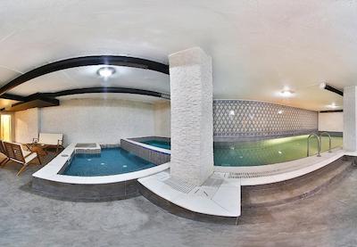 وایت مونارچ