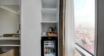 وایت مونارچ