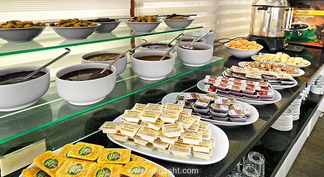 وایت مونارچ